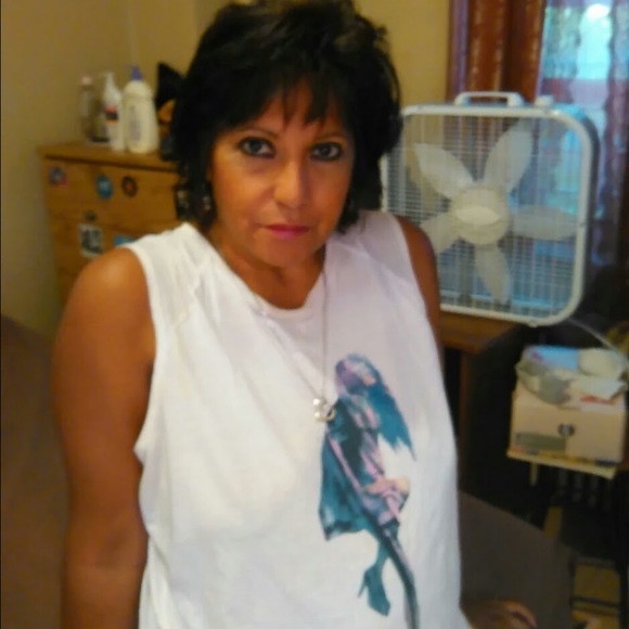 Meet your Posher, Carmen - Picture 1 of 1